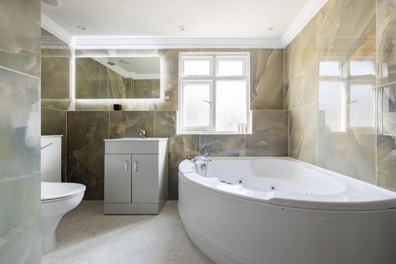 The Sussex Garden Retreat - Elegant 2Bdr Flat Appartement Londen Buitenkant foto