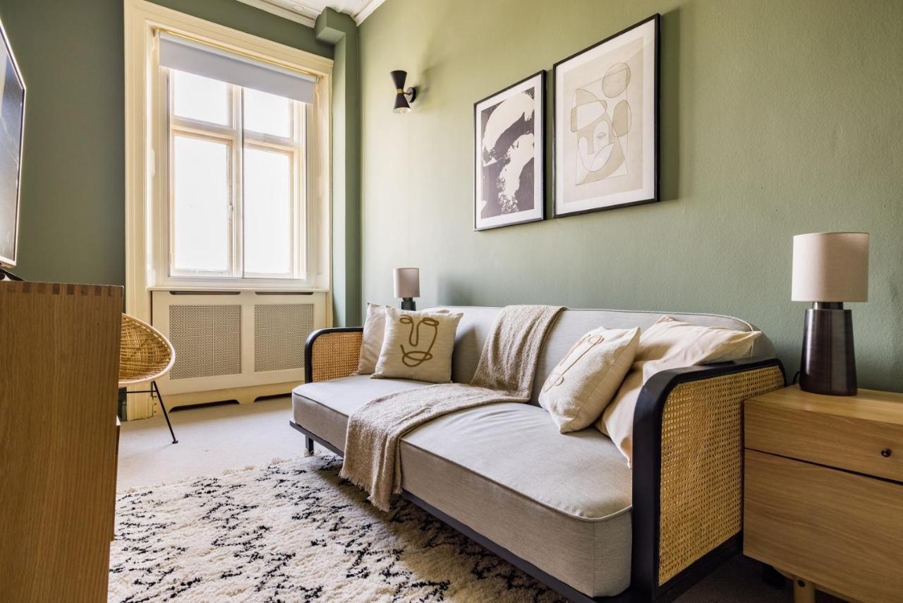 The Sussex Garden Retreat - Elegant 2Bdr Flat Appartement Londen Buitenkant foto